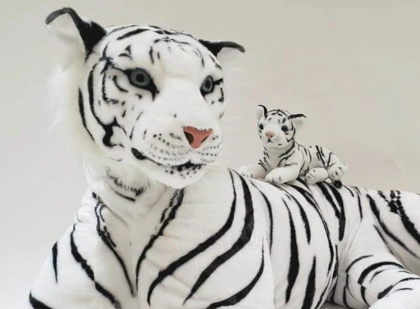 Tygr bílý plyšový 200cm