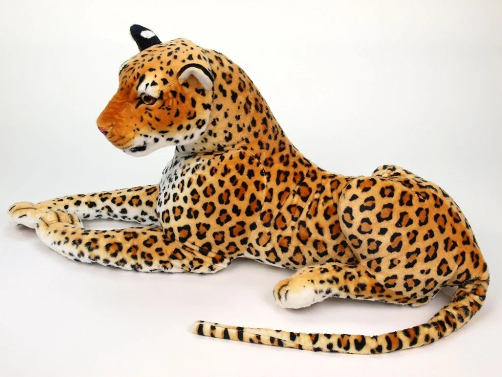 Plyšový ležící leopard