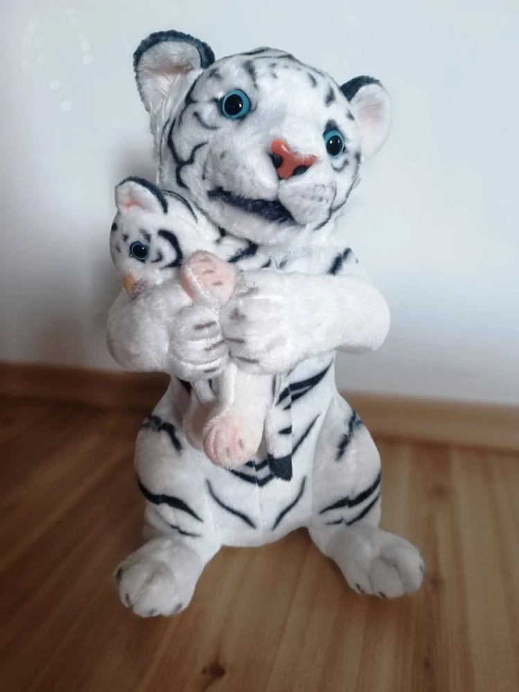 Plyšová tygřice stojící s mládětem bílá 38cm