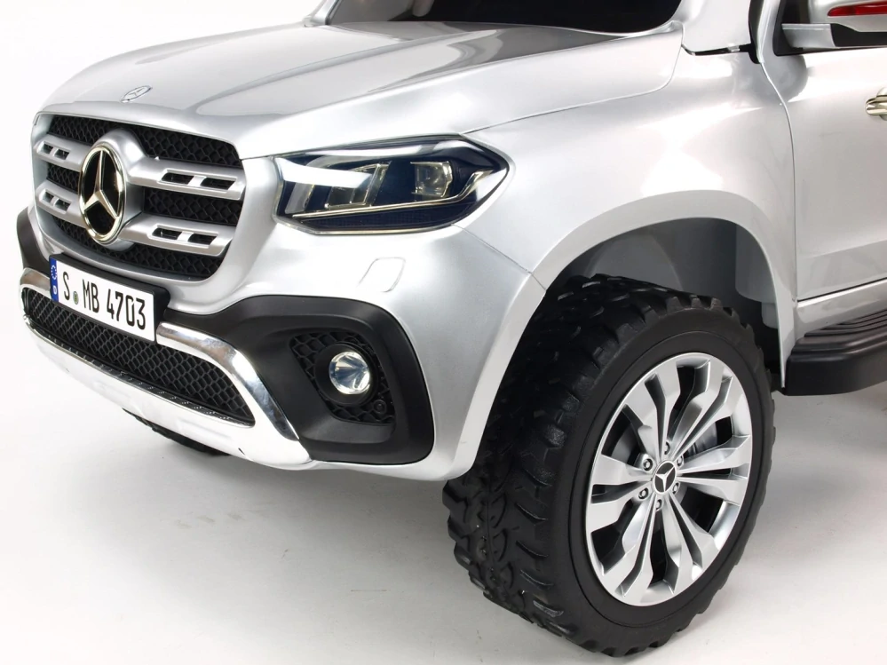 Elektrické autíčko Mercedes Benz X-Class 4x4 lak.stříbrný