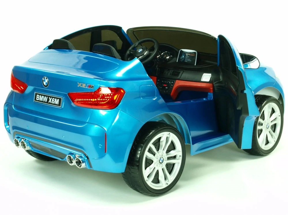 Dětské elektrické autíčko BMW X6M dvoumístné s 2,4G DO - lak.modré - II.jakost
