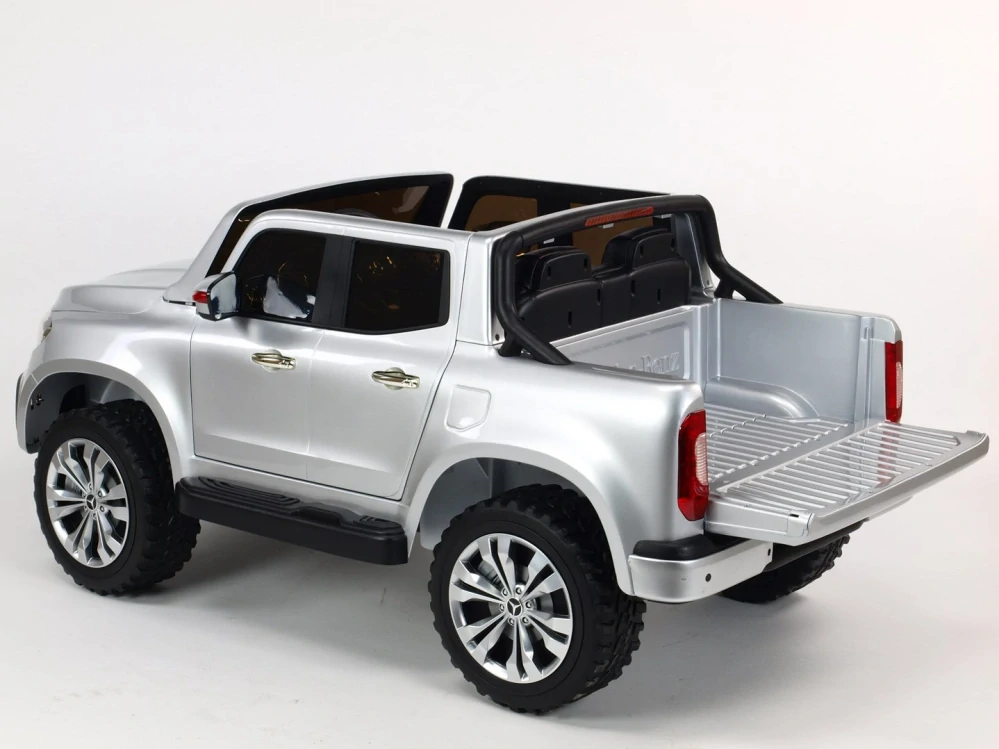 Elektrické autíčko Mercedes Benz X-Class 4x4 lak.stříbrný