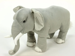 Plyšový stojící slon