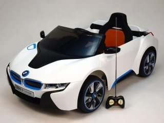 Dětské el. auto BMW I8 Concept LUX s 2,4G DO bílá - II.jakost